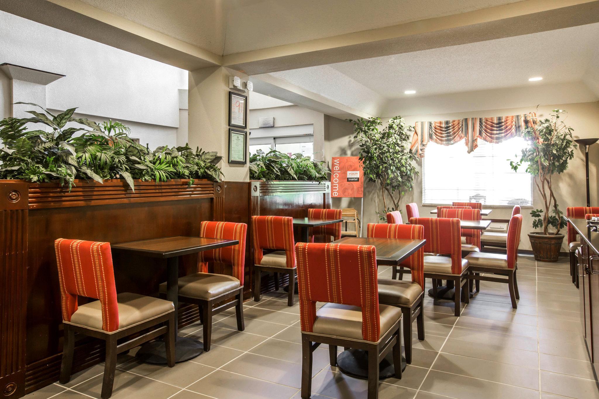 Comfort Suites Юфола Экстерьер фото